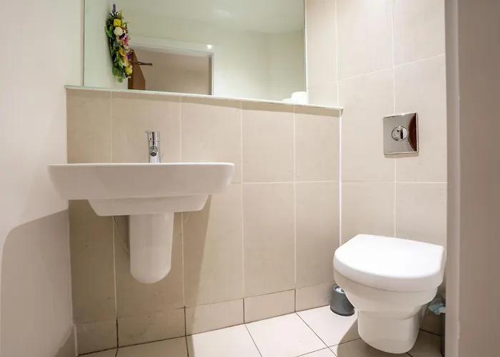 Duplex Penthouse By The River - Sleeps 10 - Modern 公寓 利兹