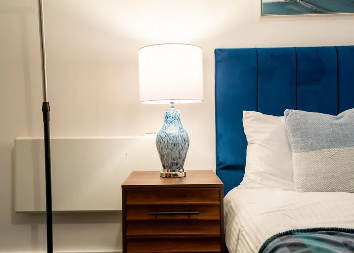 公寓 Duplex Penthouse By The River - Sleeps 10 - Modern 利兹