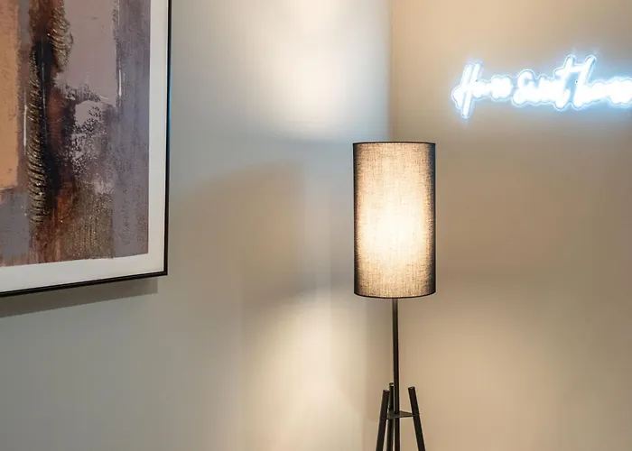 公寓 Duplex Penthouse By The River - Sleeps 10 - Modern *