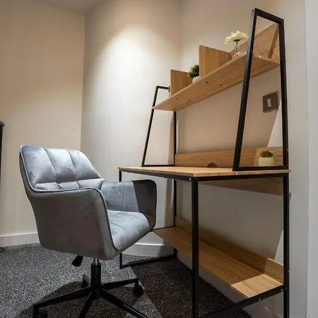 Duplex Penthouse By The River - Sleeps 10 - Modern Appartement Leeds (West Yorkshire)