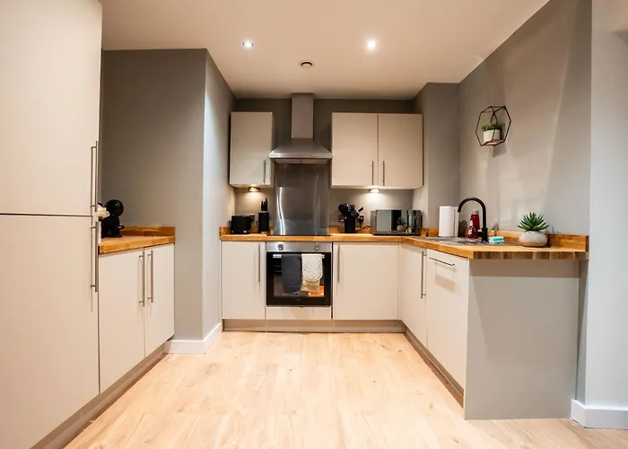 Duplex Penthouse By The River - Sleeps 10 - Modern Appartement Leeds (West Yorkshire)