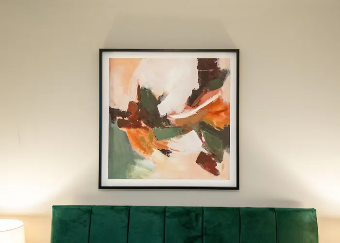 Duplex Penthouse By The River - Sleeps 10 - Modern